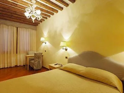 Residenza Favaro Otel *