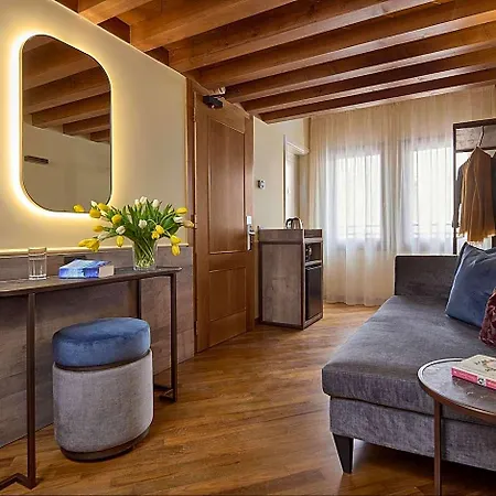 Residenza Favaro * البندقية