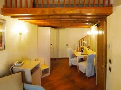 Residenza Favaro * البندقية